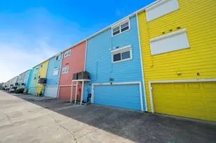 8416 Seawall Blvd, Galveston, TX 77554 - Photo 27