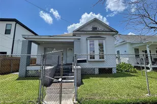 1907 Common St, Houston, TX 77009 - Photo 1