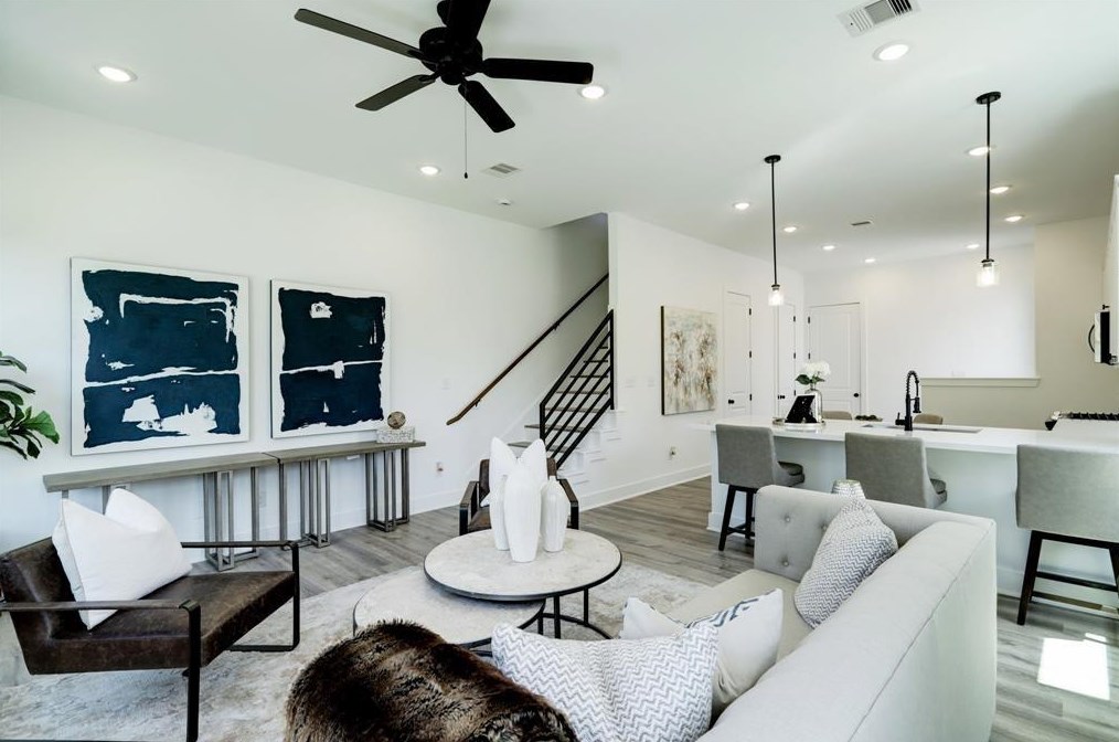 8313 Hoffman St, Houston TX  77016-5932 exterior