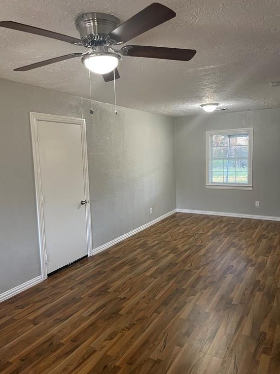 910 Sunset Dr, Pasadena TX  77506-4012 exterior