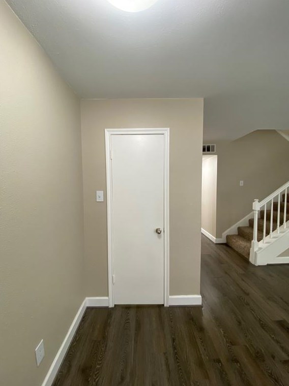 1487 Springrock Ln, Houston TX  77055-4302 exterior