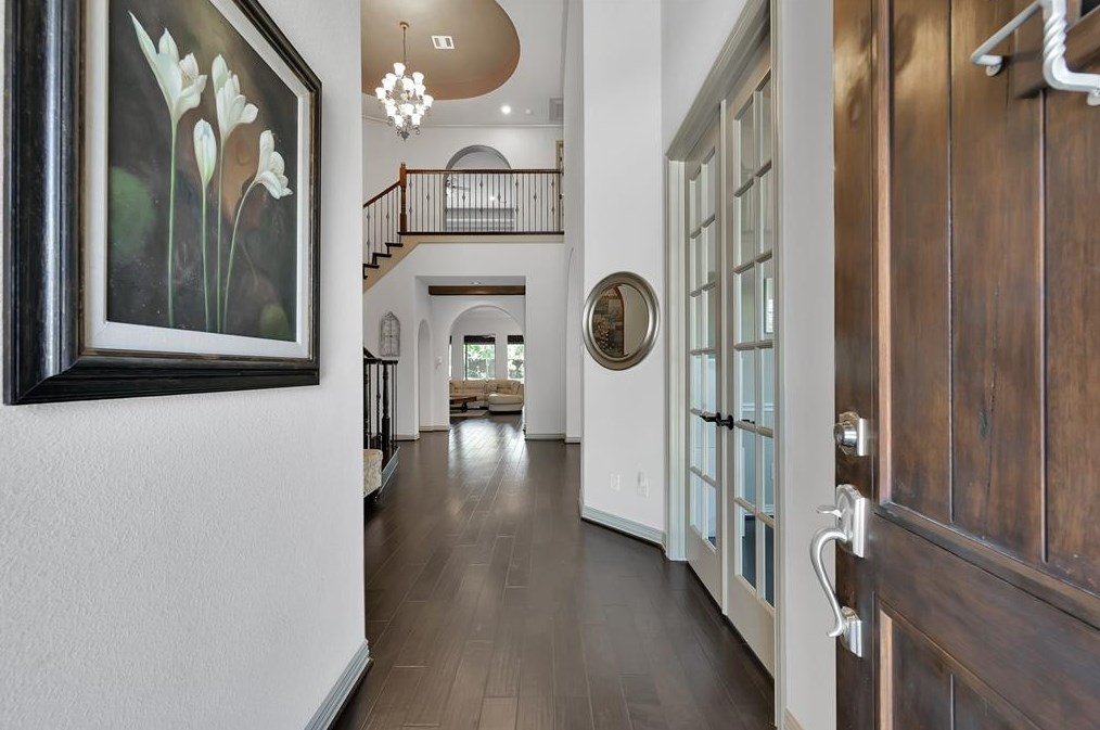 34 Shimmering Aspen Cir, Spring TX  77389-4963 exterior