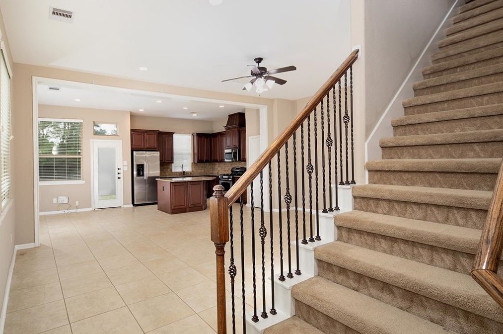 110 Cheswood Manor Dr, Spring TX  77382-5381 exterior