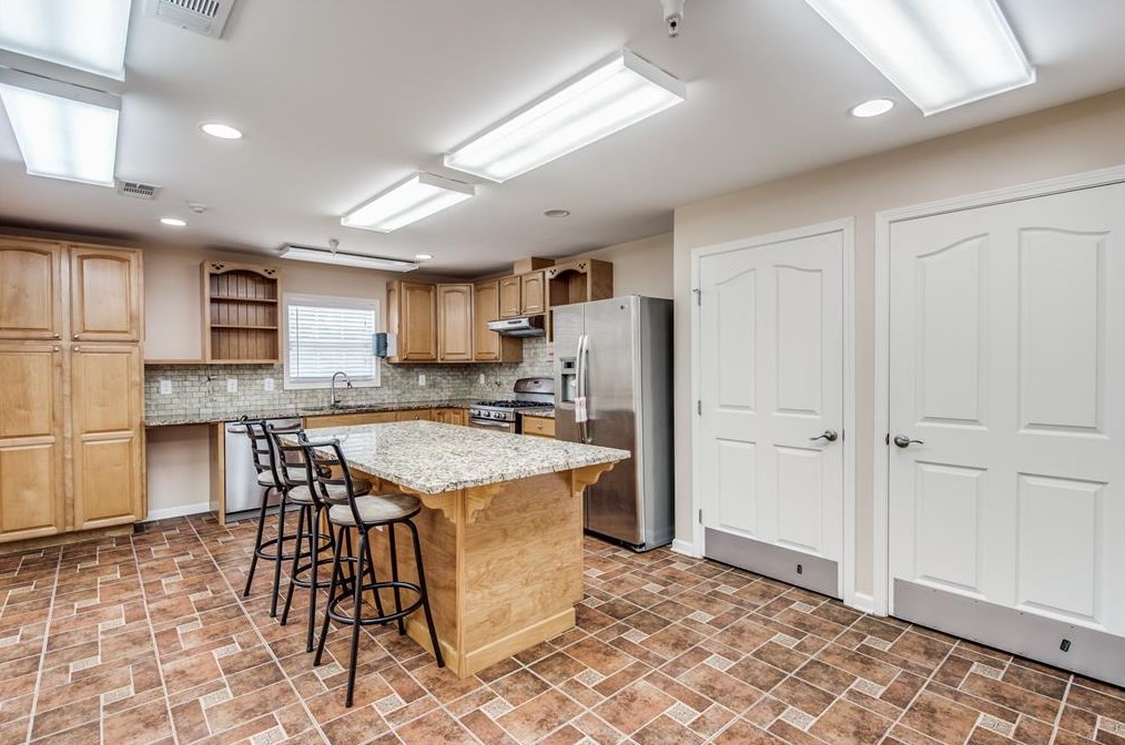 2511 Bammel Timbers Ln, Houston TX  77068-3306 exterior
