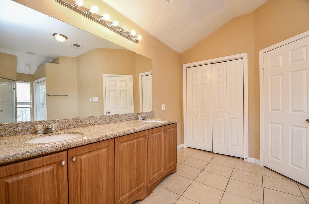 19523 Coppervine Ln, Houston TX  77084-4765 exterior