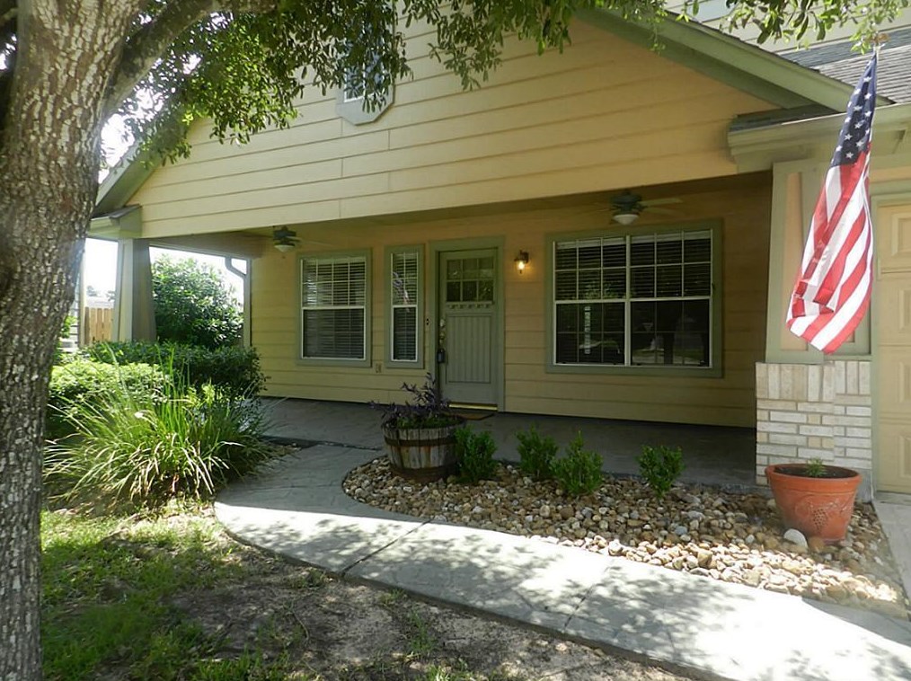 19410 Camellia Bend Cir, Spring TX  77379-4624 exterior