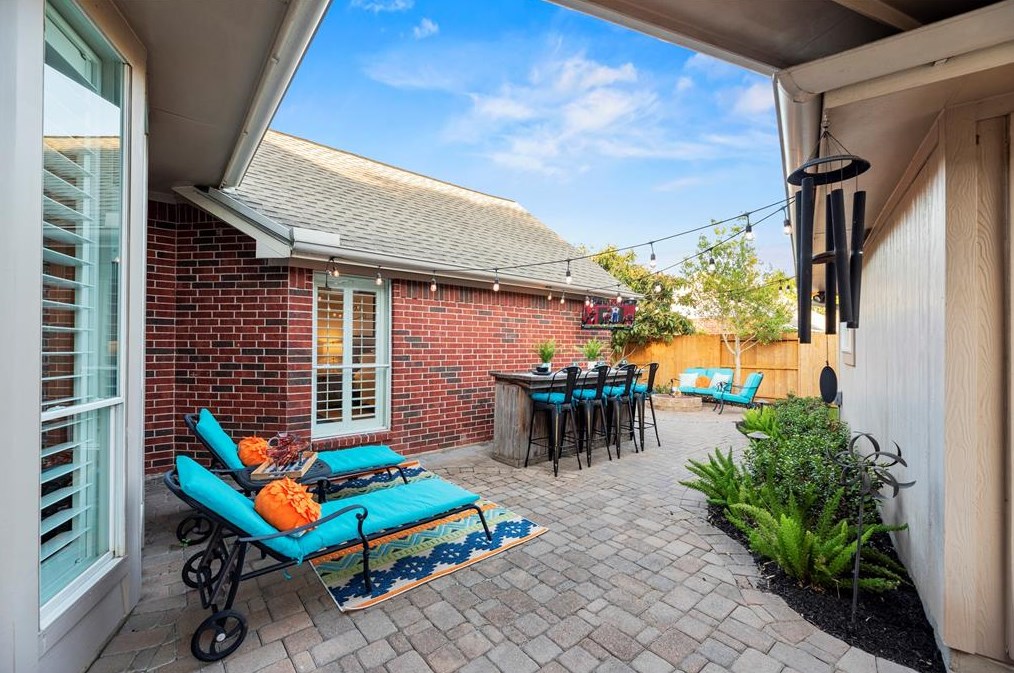 1150 Azalea Bnd, Sugar Land TX  77479-0061 exterior