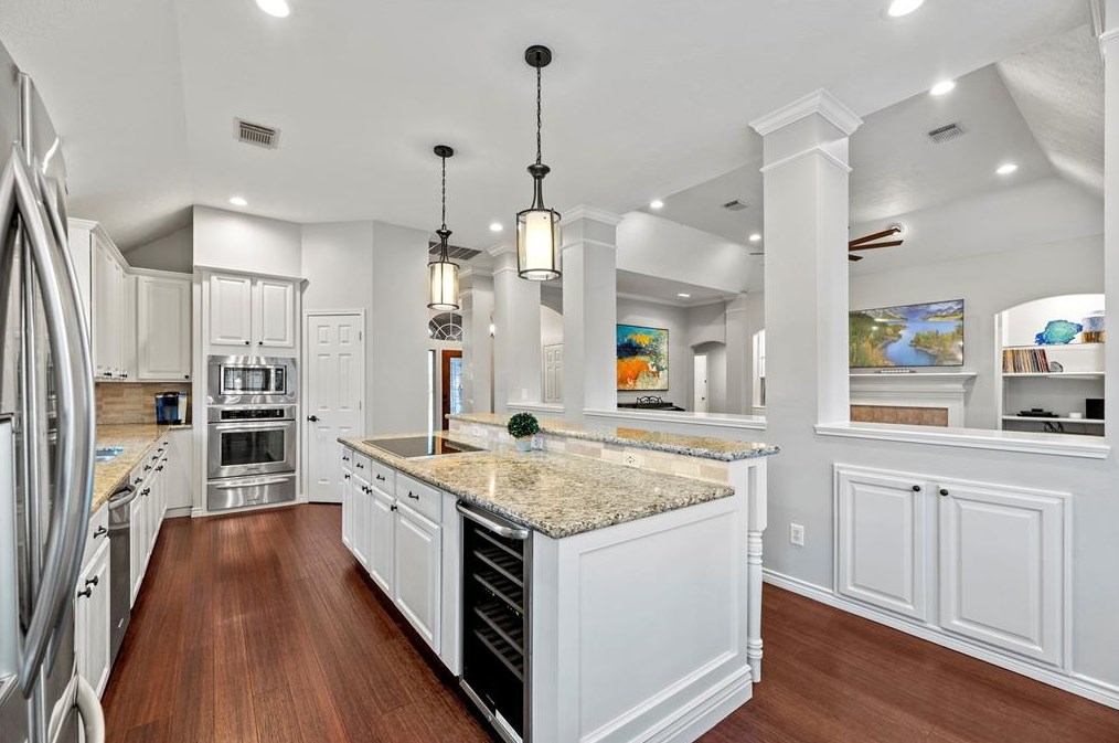 1150 Azalea Bnd, Sugar Land TX  77479-0061 exterior