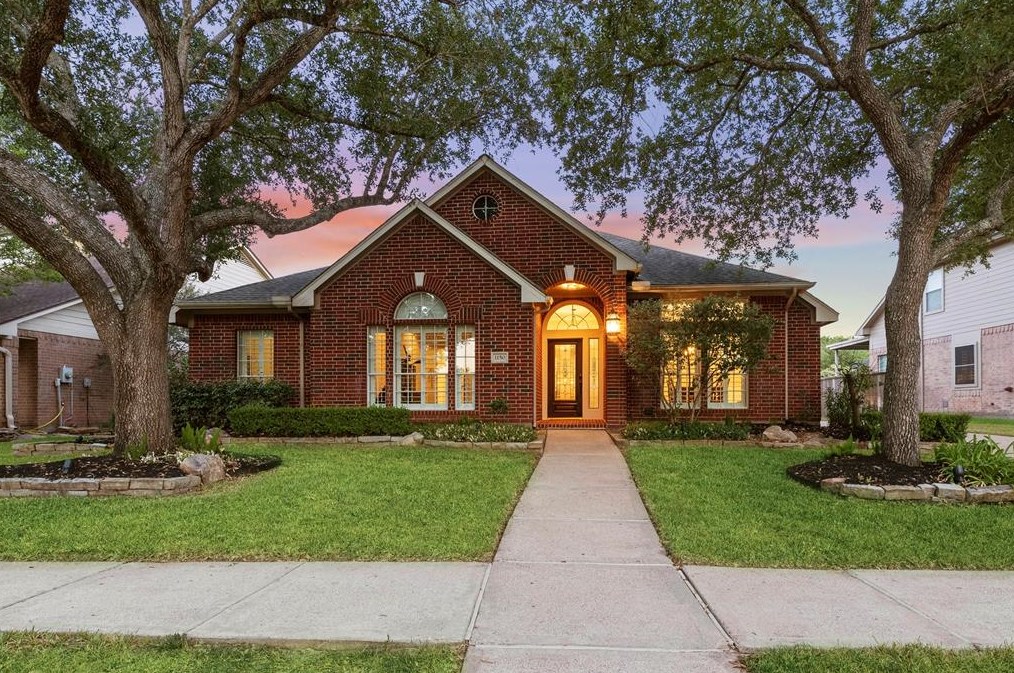 1150 Azalea Bnd, Sugar Land TX  77479-6164 exterior