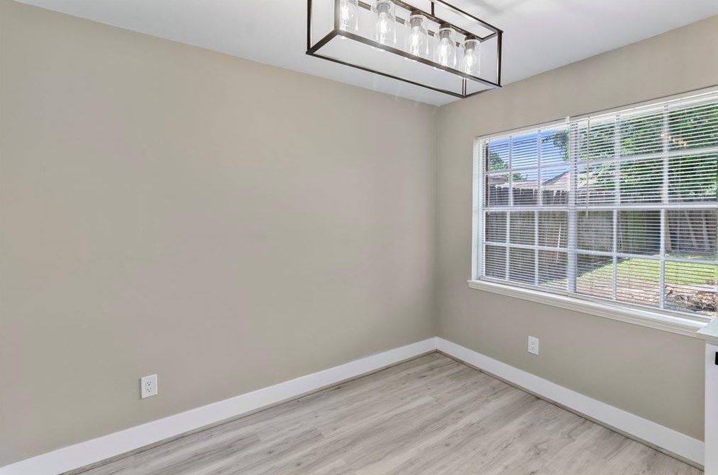8319 Springtime Ln, Houston TX  77075-4741 exterior