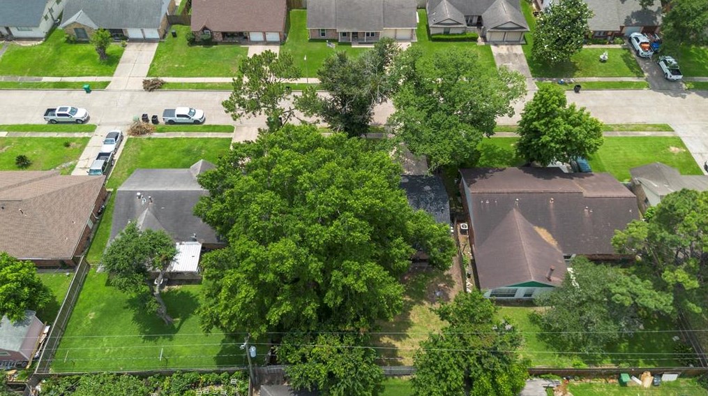 8319 Springtime Ln, Houston TX  77075-4741 exterior