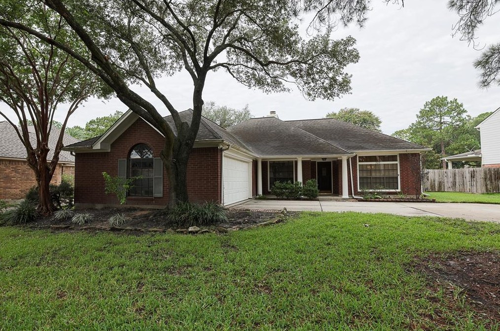 7615 Clover Cyn, Houston TX  77095-4034 exterior