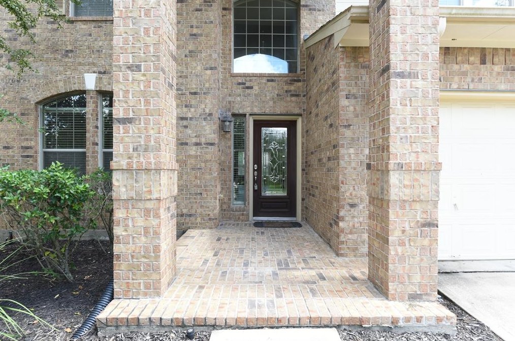 118 Lasting Spring Cir, Spring TX  77389-4308 exterior