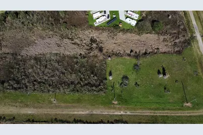 1113 Guppy, Crystal Beach, TX 77650 - Photo 3