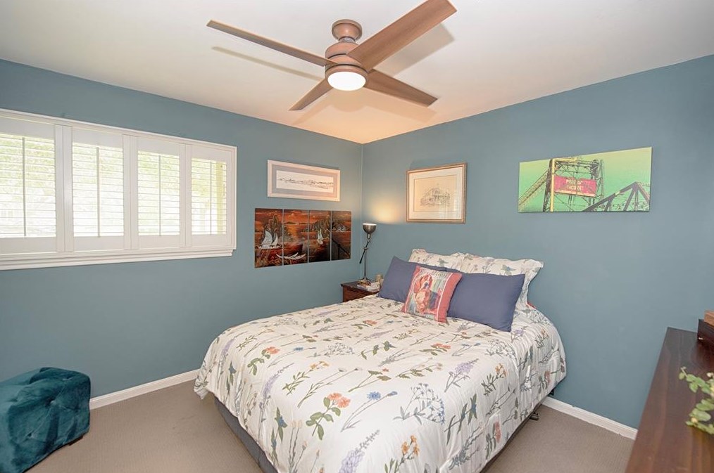 18503 Kingstown Ct, Houston TX  77058-4211 exterior