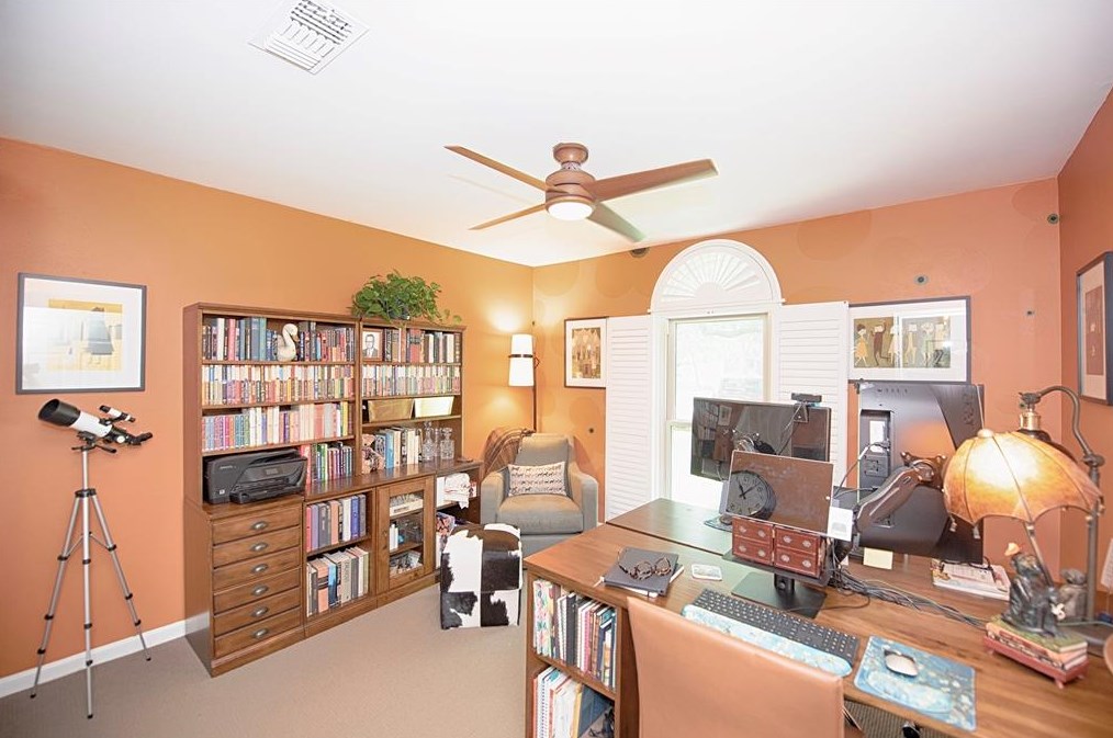 18503 Kingstown Ct, Houston TX  77058-4211 exterior