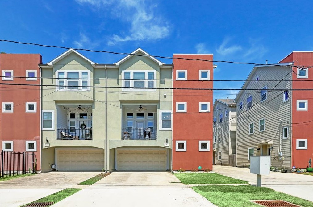 1147 24th St, Houston TX 77009-1712 exterior