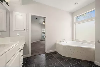 128 W Village Cove Loop, Livingston, TX 77351 - Photo 19