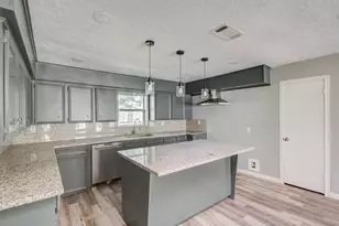 4029 County Rd 326, Alvin, TX 77511 - Photo 3