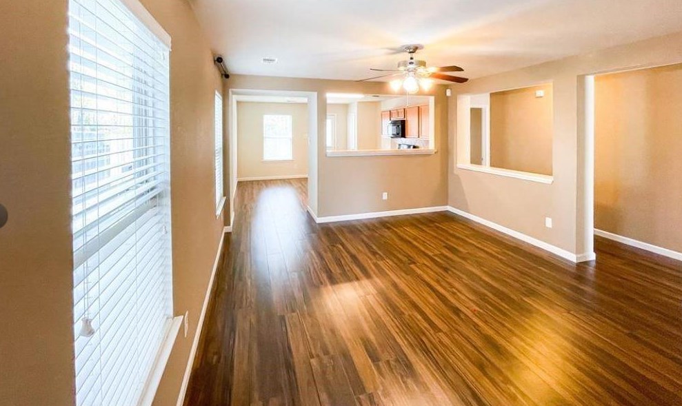 11715 Madison Oak St, Houston TX  77038-2686 exterior