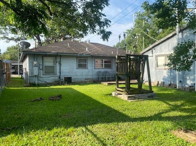 2509 Rosemead Dr, Pasadena TX 77506-2935 exterior