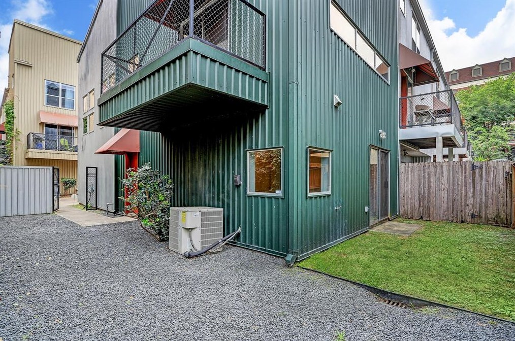 6135 Gehring St, Houston TX  77021-1176 exterior