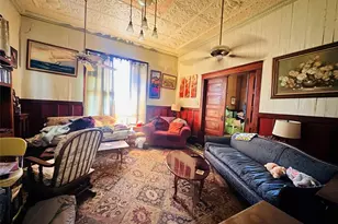 1002 Hopkins St, Yoakum, TX 77995 - Photo 5