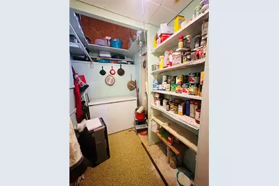 1002 Hopkins Street, Yoakum, TX 77995 - Photo 21