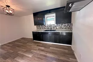 114 W Alfred St, El Campo, TX 77437 - Photo 7