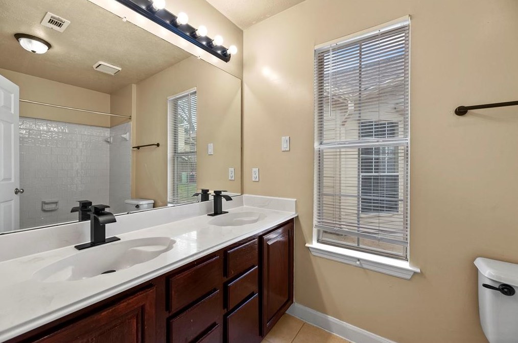 17210 Crown Mdw Ct, Houston TX  77095-4319 exterior
