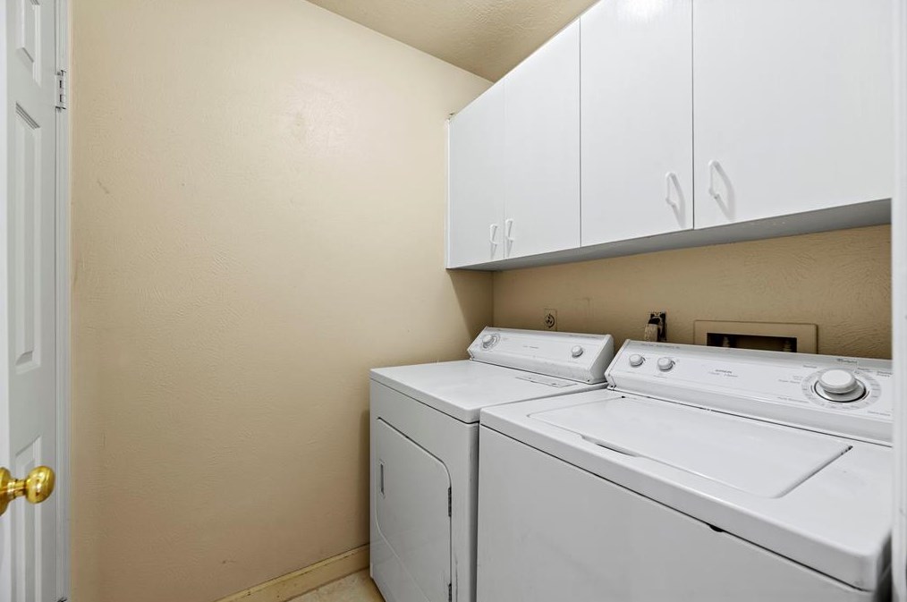 17210 Crown Mdw Ct, Houston TX  77095-4319 exterior