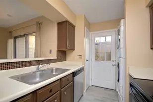 10615 Briar Forest, Houston, TX 77042 - Photo 7