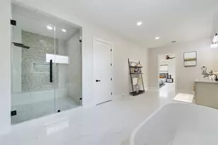 1815 Ebony Ln, Houston, TX 77018 - Photo 15