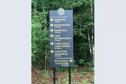 2-11-18 Remington Road, Huntsville, TX 77340 - Photo 9