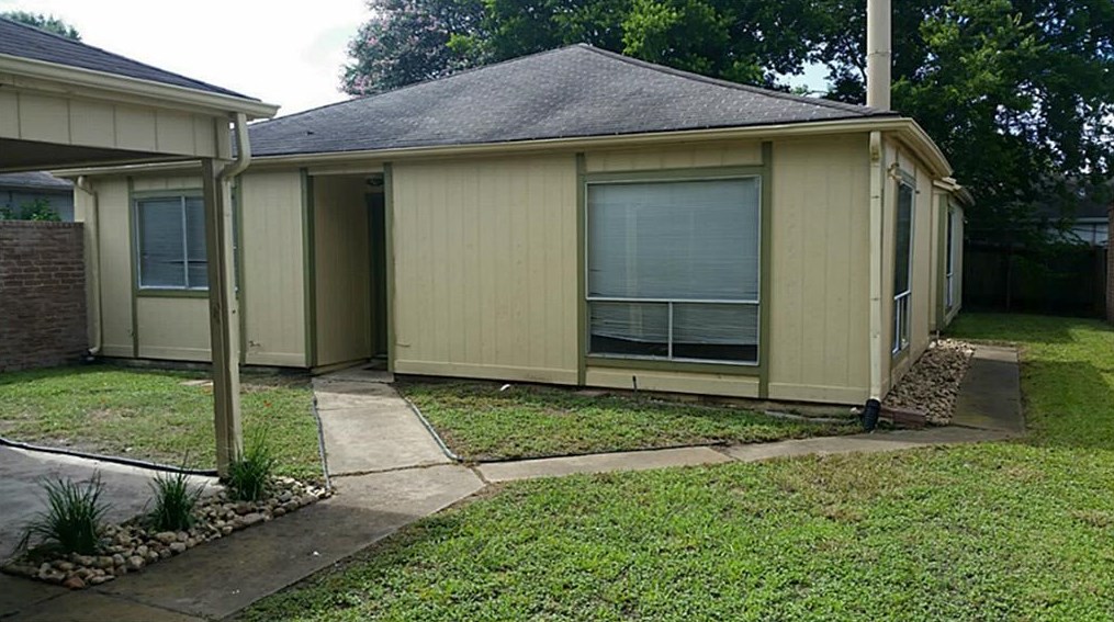 16210 Olive Glen Dr, Houston TX  77082-2827 exterior