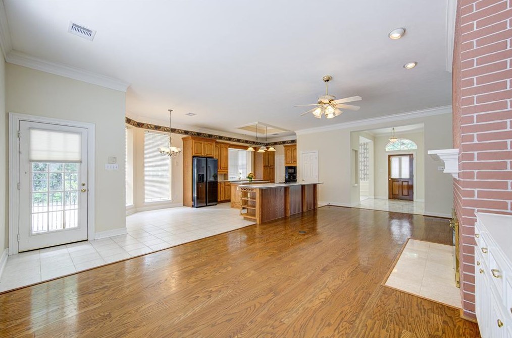 3502 Clover Vly Dr, Humble TX 77345-3018 exterior