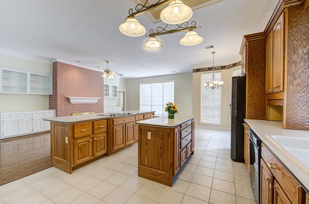 3502 Clover Vly Dr, Humble TX 77345-3018 exterior