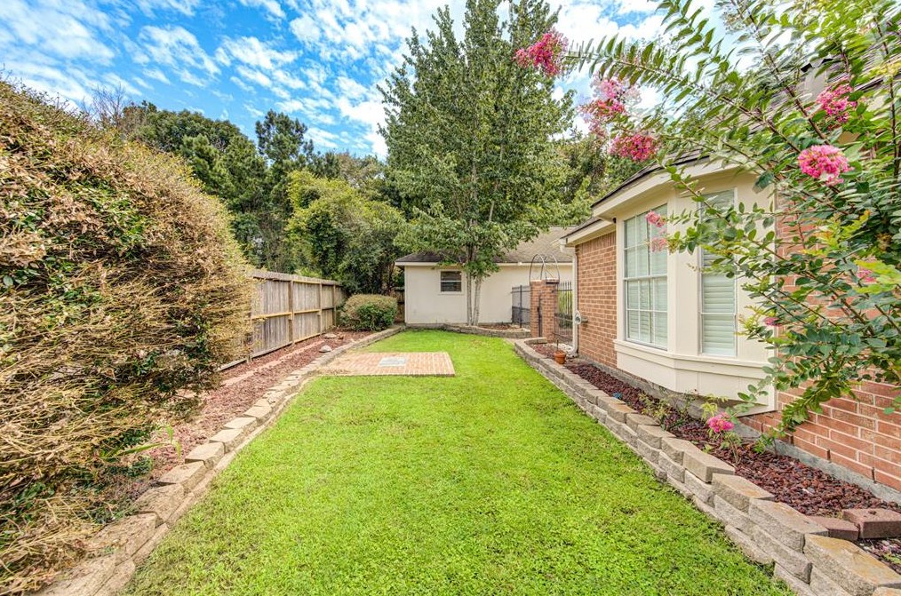 3502 Clover Vly Dr, Humble TX 77345-3018 exterior