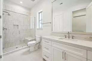 209 Sutton Row Pl, Houston, TX 77024 - Photo 13