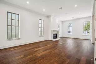 209 Sutton Row Pl, Houston, TX 77024 - Photo 3