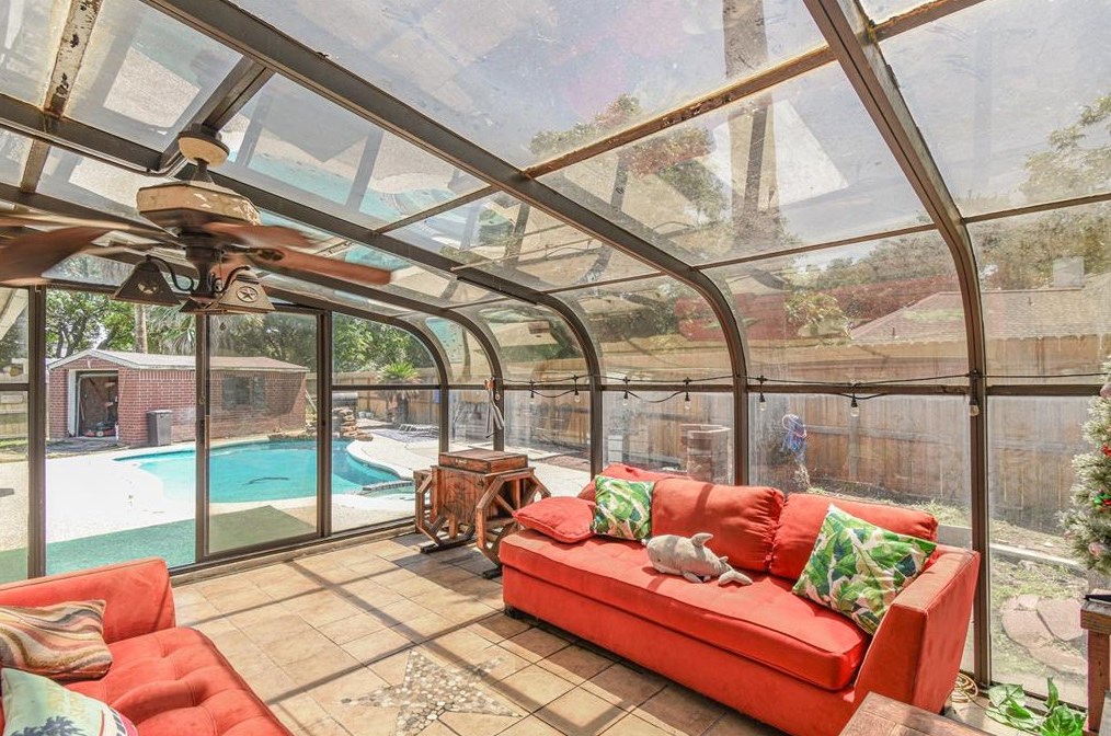 8503 Majesticbrook Dr, Houston TX  77095-3066 exterior