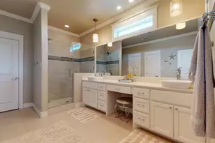 985 Sue Dr, Crystal Beach, TX 77650 - Photo 23