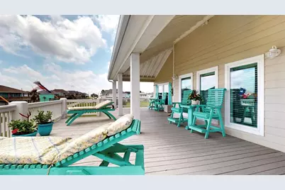 985 Sue Drive, Crystal Beach, TX 77650 - Photo 7