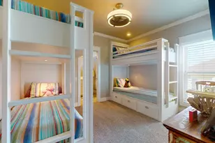 985 Sue Dr, Crystal Beach, TX 77650 - Photo 31