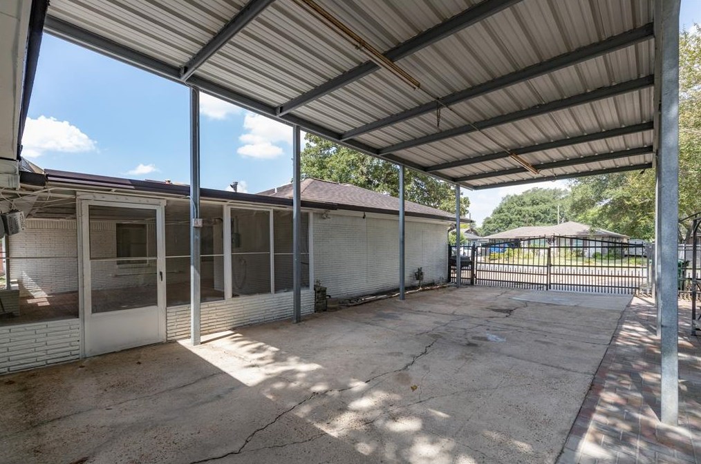 12901 Peoria St, Houston TX  77015-4339 exterior