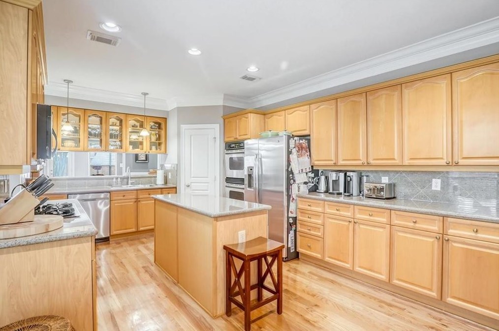 1735 Michigan St, Houston TX  77006-1721 exterior