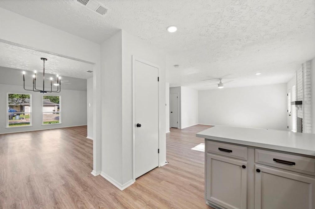 10402 Staghill Dr, Houston TX  77064-5031 exterior