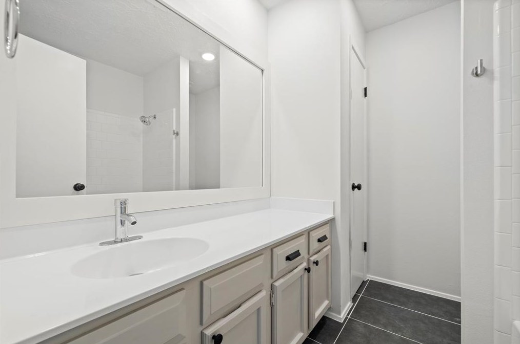 10402 Staghill Dr, Houston TX  77064-5031 exterior