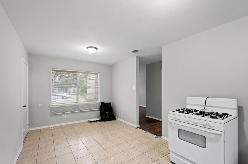 6618 Cobalt St, Houston TX  77016-1408 exterior