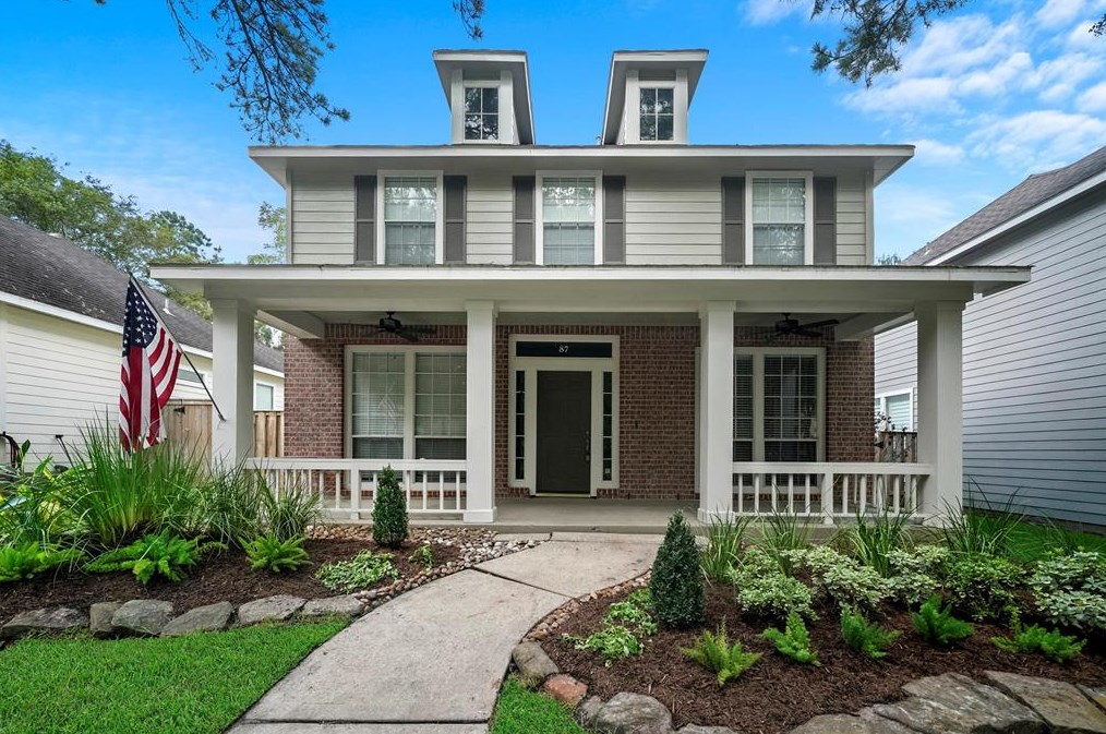 87 Sunlit Grove St, Spring TX  77382-1195 exterior